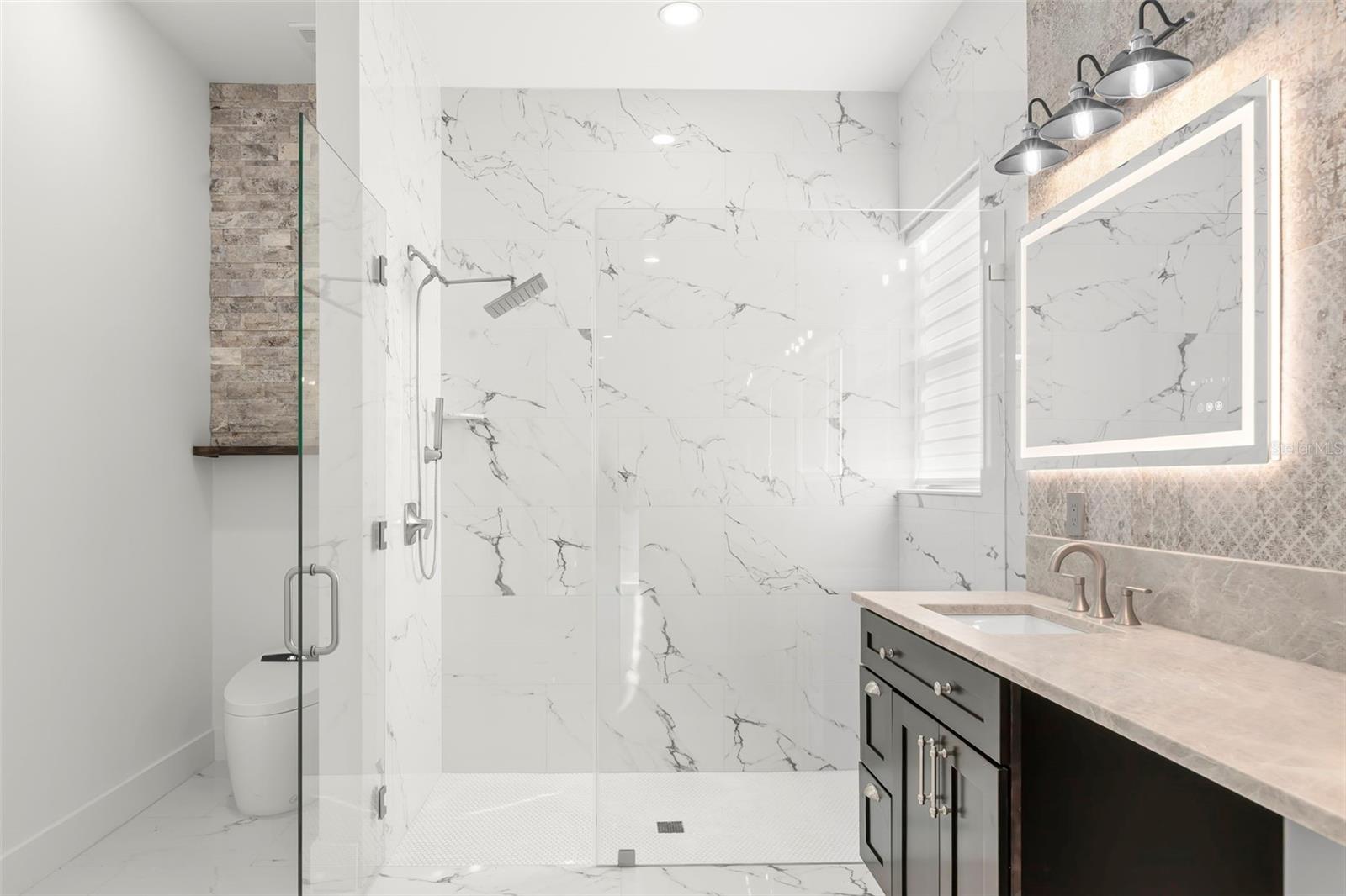 3426 CHANNELSIDE CT
