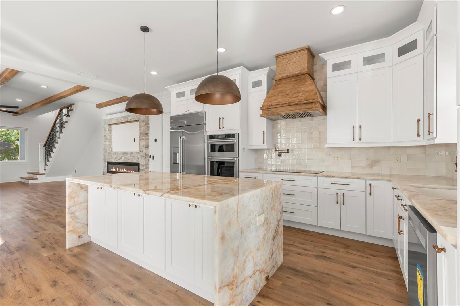 3426 CHANNELSIDE CT