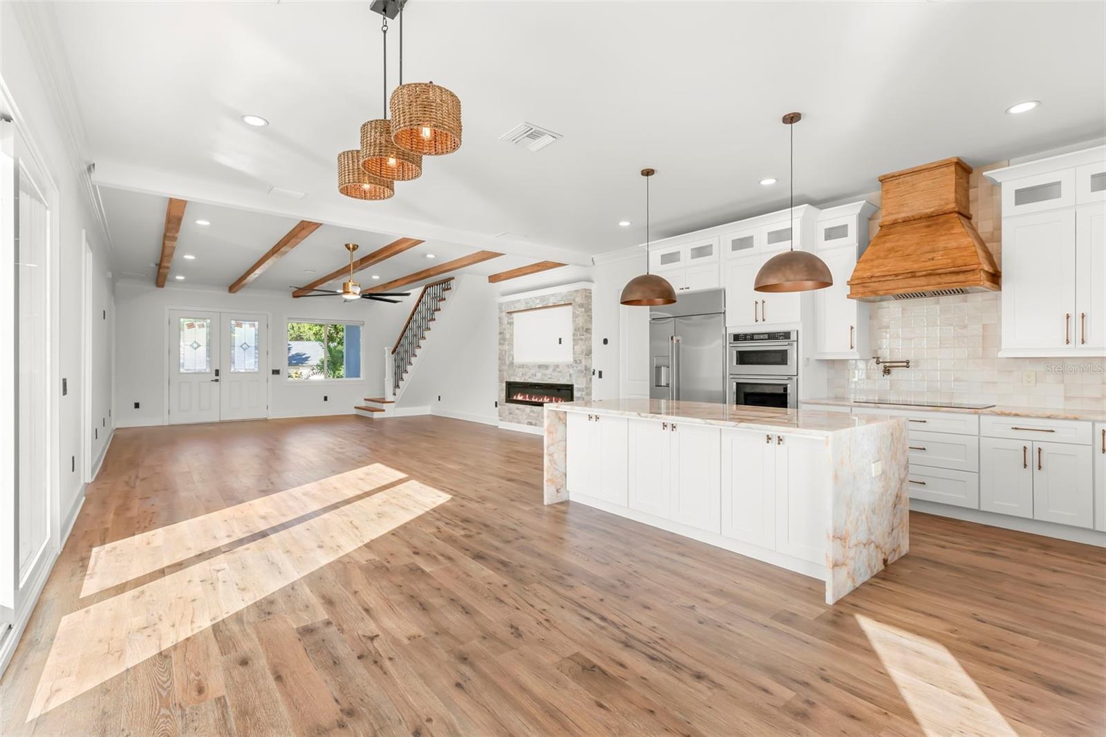 3426 CHANNELSIDE CT