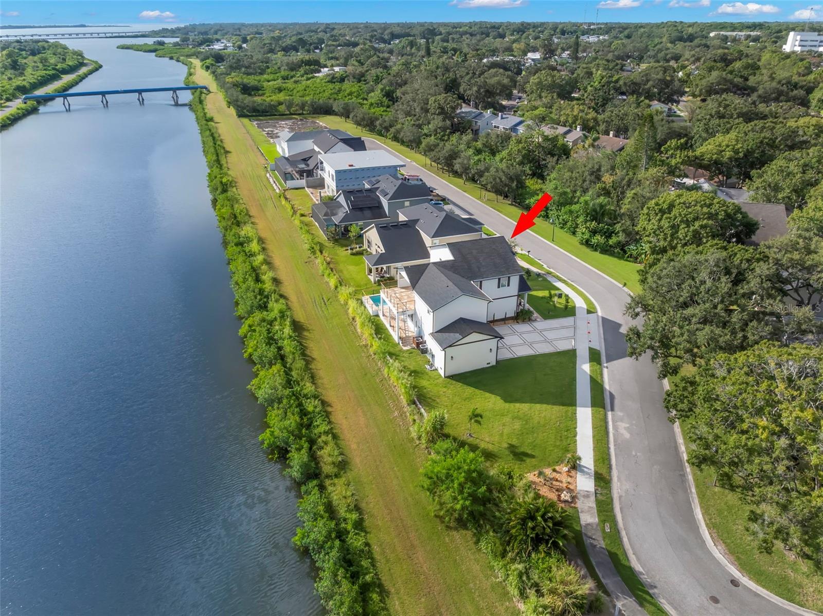 3426 CHANNELSIDE CT