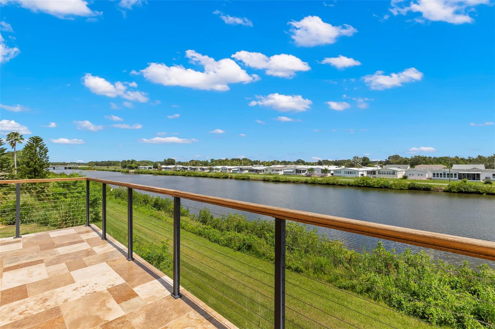 3426 CHANNELSIDE CT