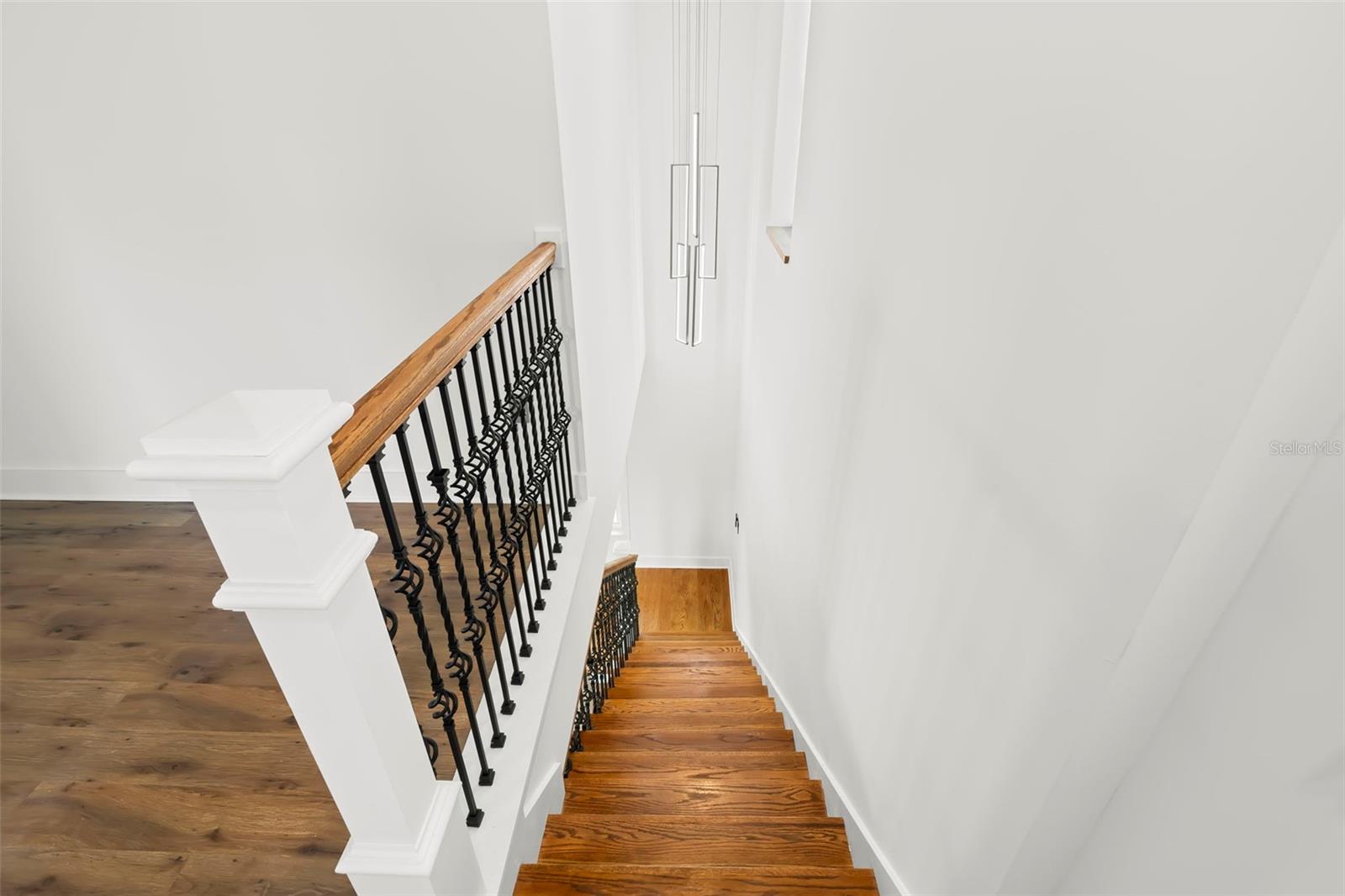 3426 CHANNELSIDE CT