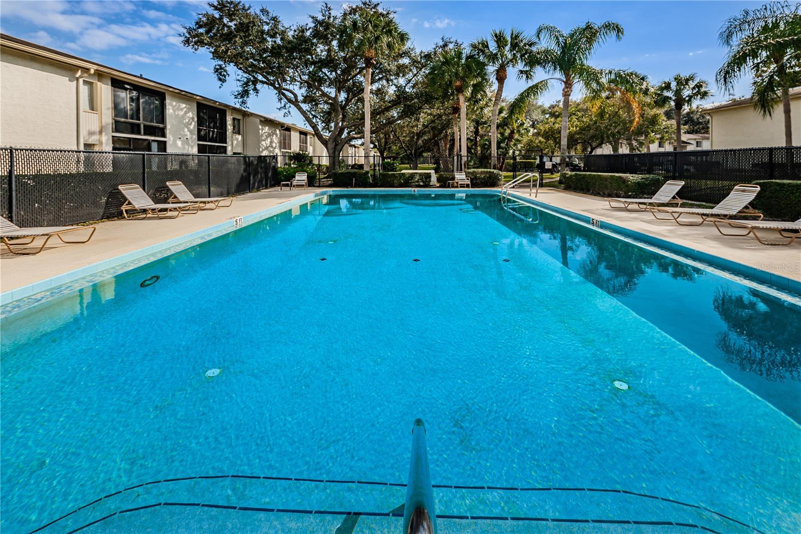 110 CYPRESS CT #3-82