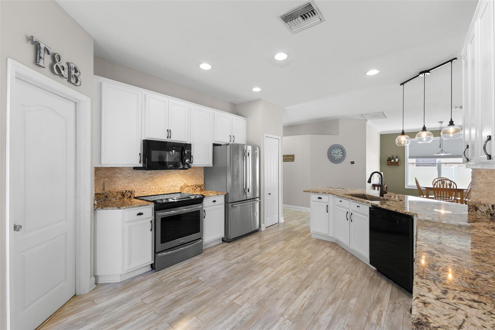 18901 NEW PASSAGE BLVD