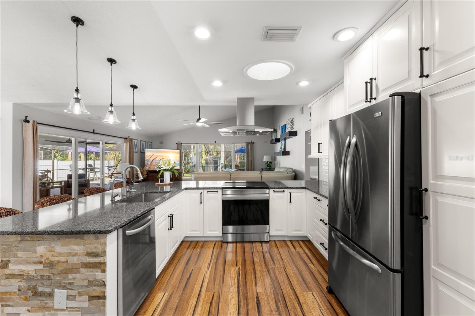 6505 YELLOWHAMMER AVE