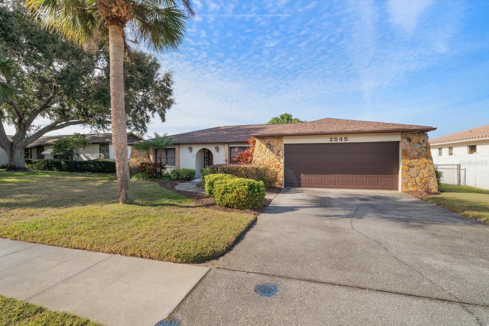 2545 COLONY DR