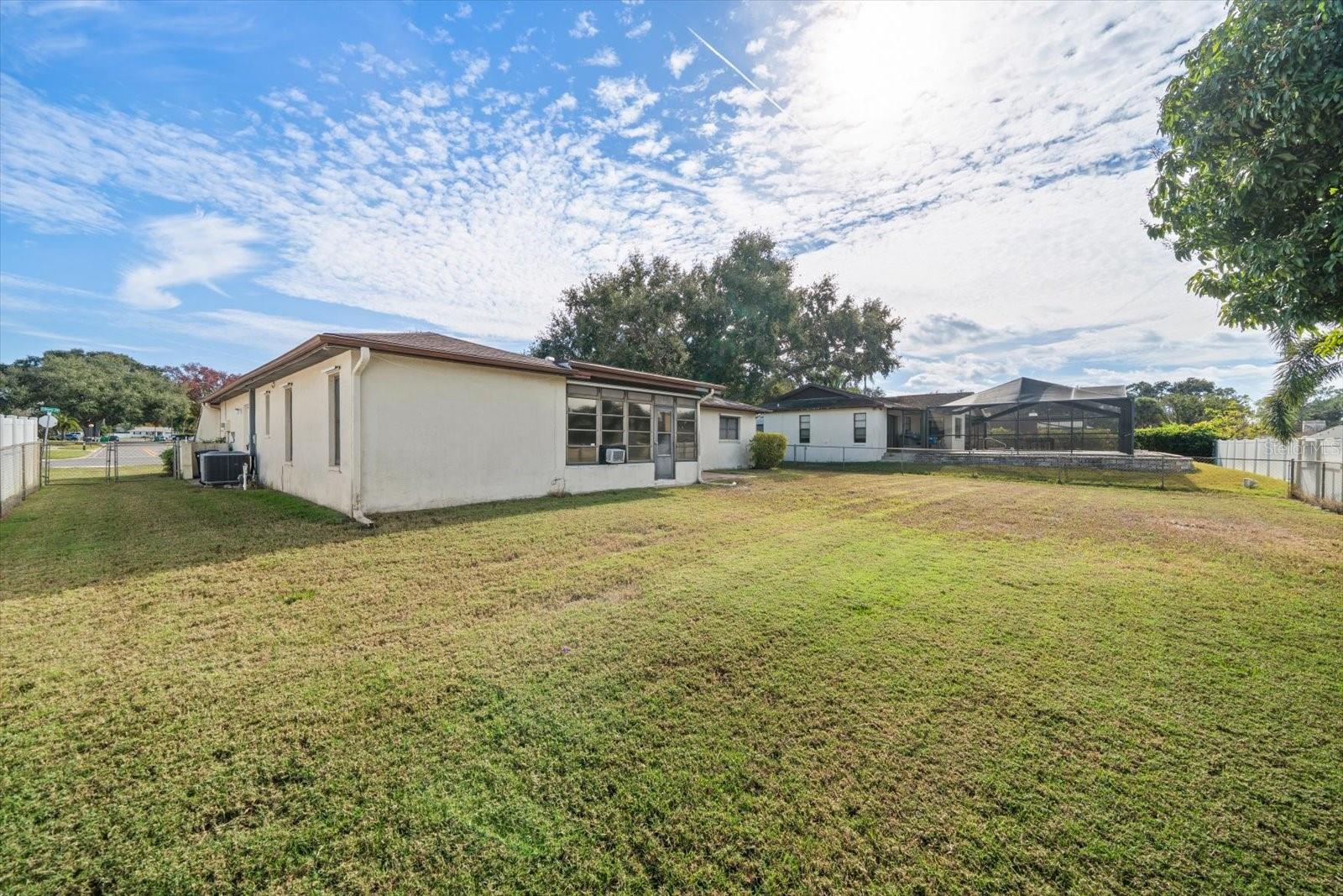 2545 COLONY DR