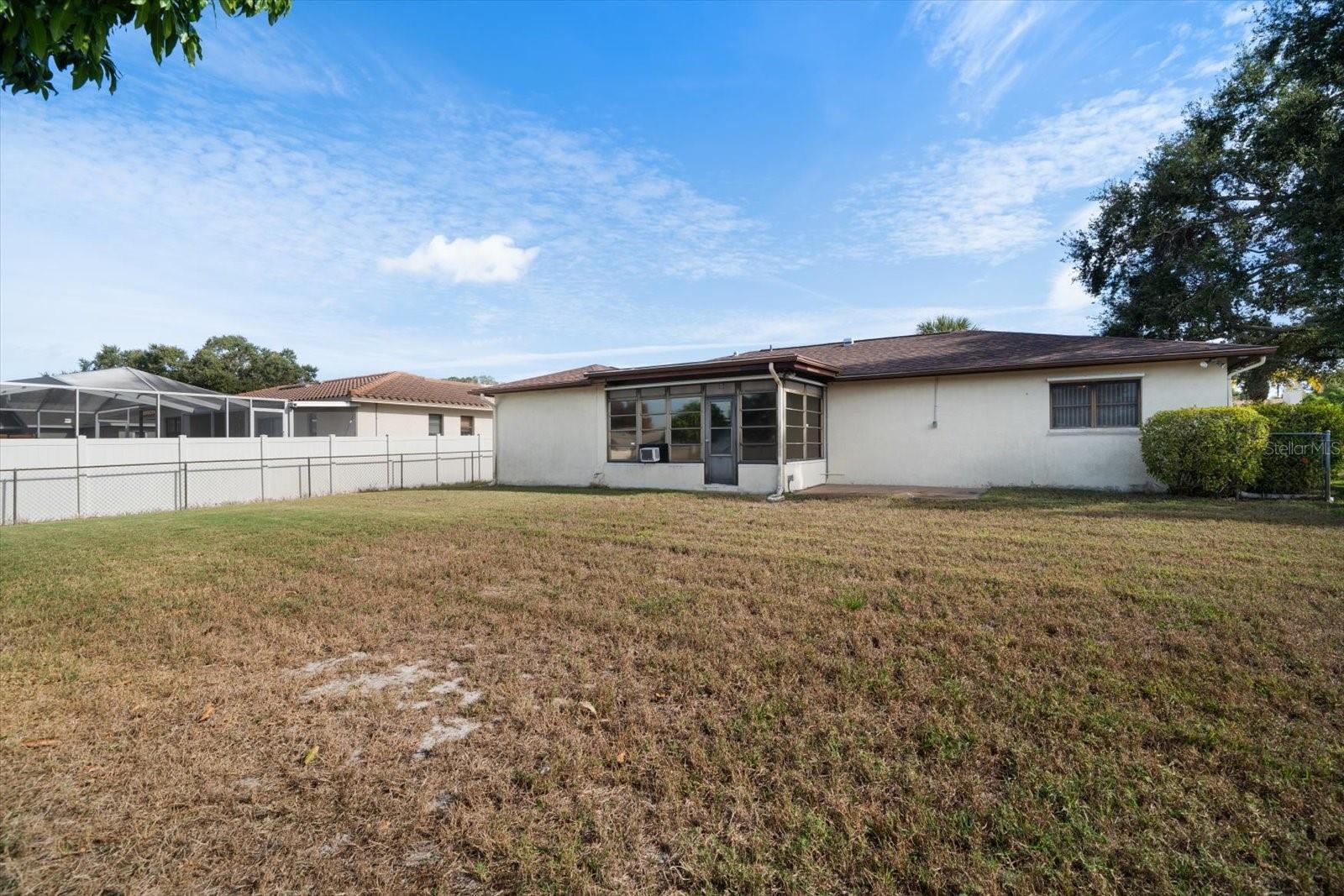 2545 COLONY DR