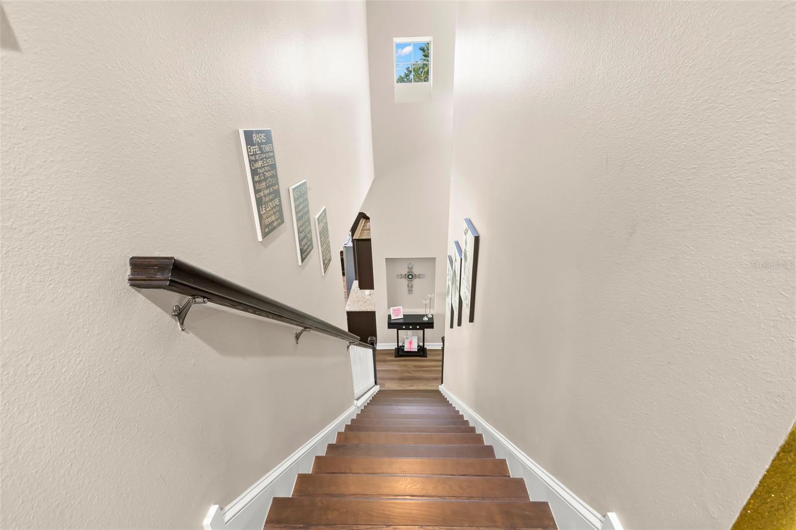 5906 FISHHAWK CROSSING BLVD