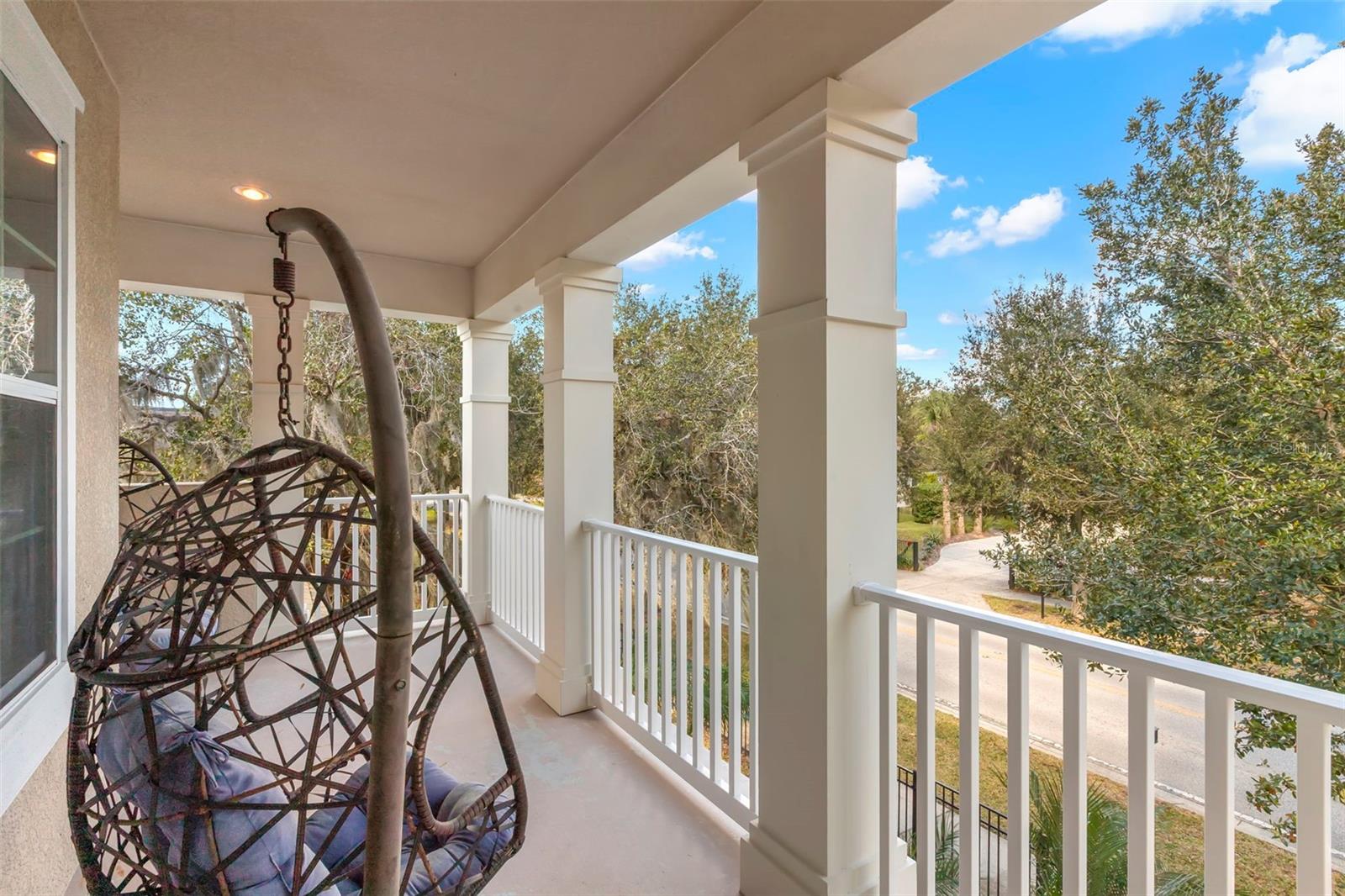 5906 FISHHAWK CROSSING BLVD