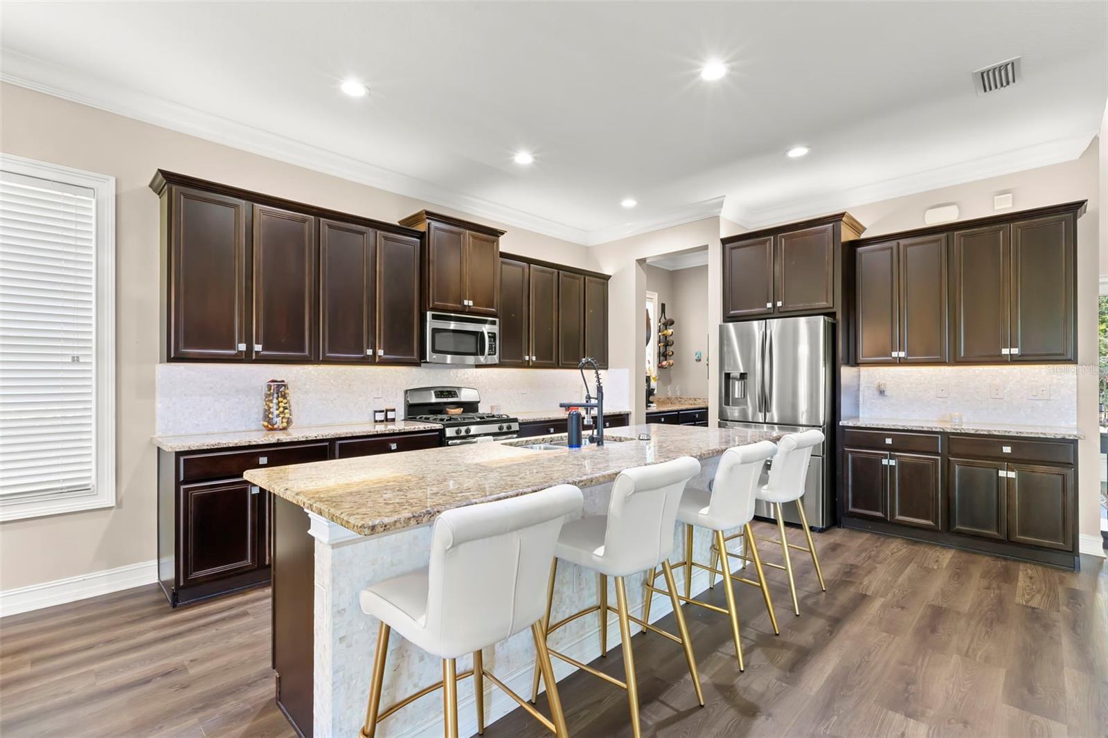 5906 FISHHAWK CROSSING BLVD