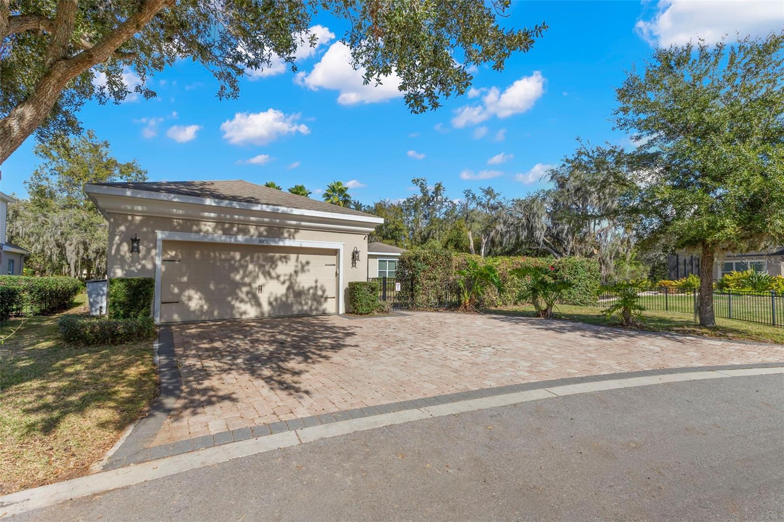 5906 FISHHAWK CROSSING BLVD