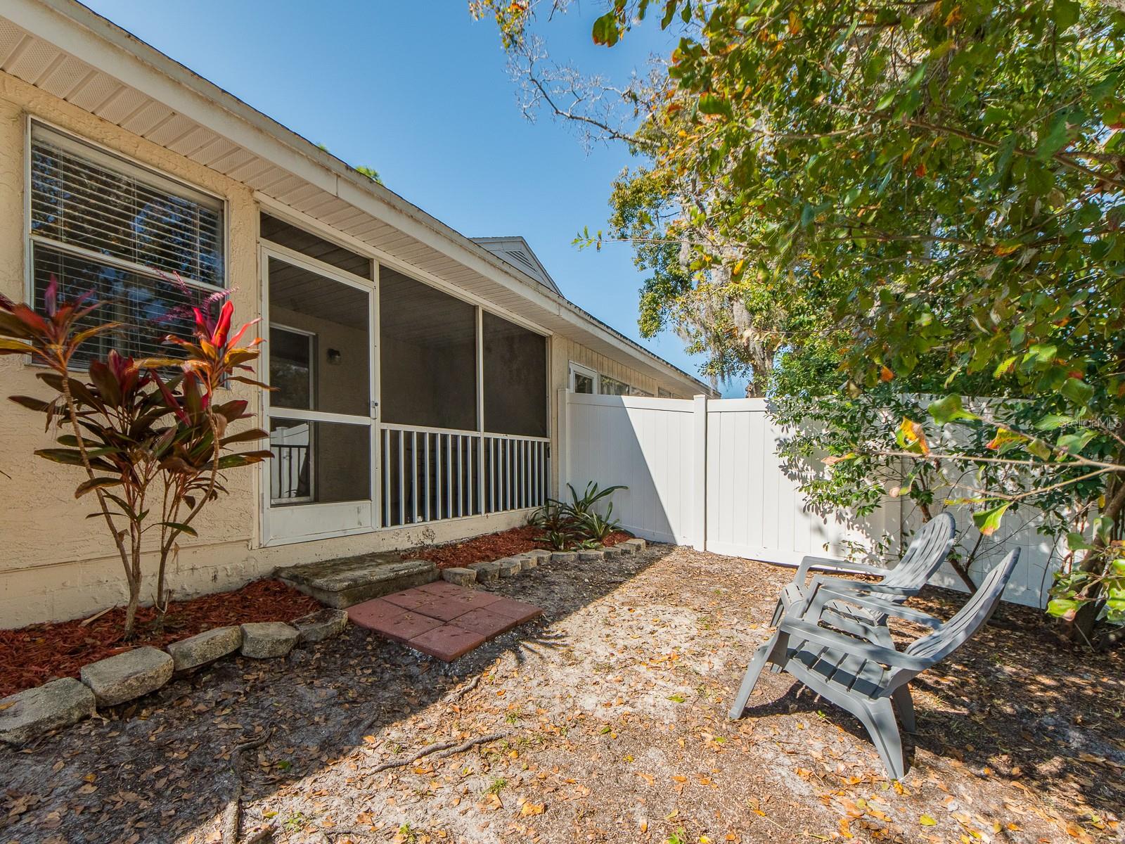 269 PETREA DR