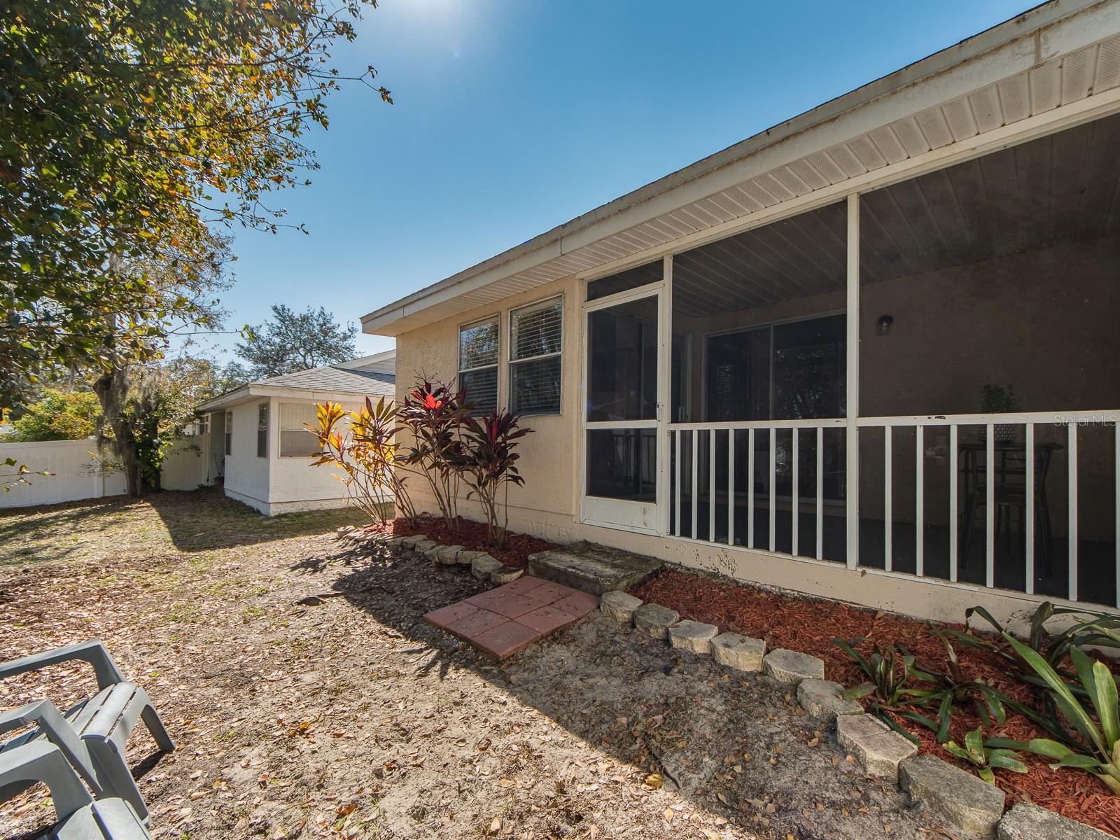 269 PETREA DR