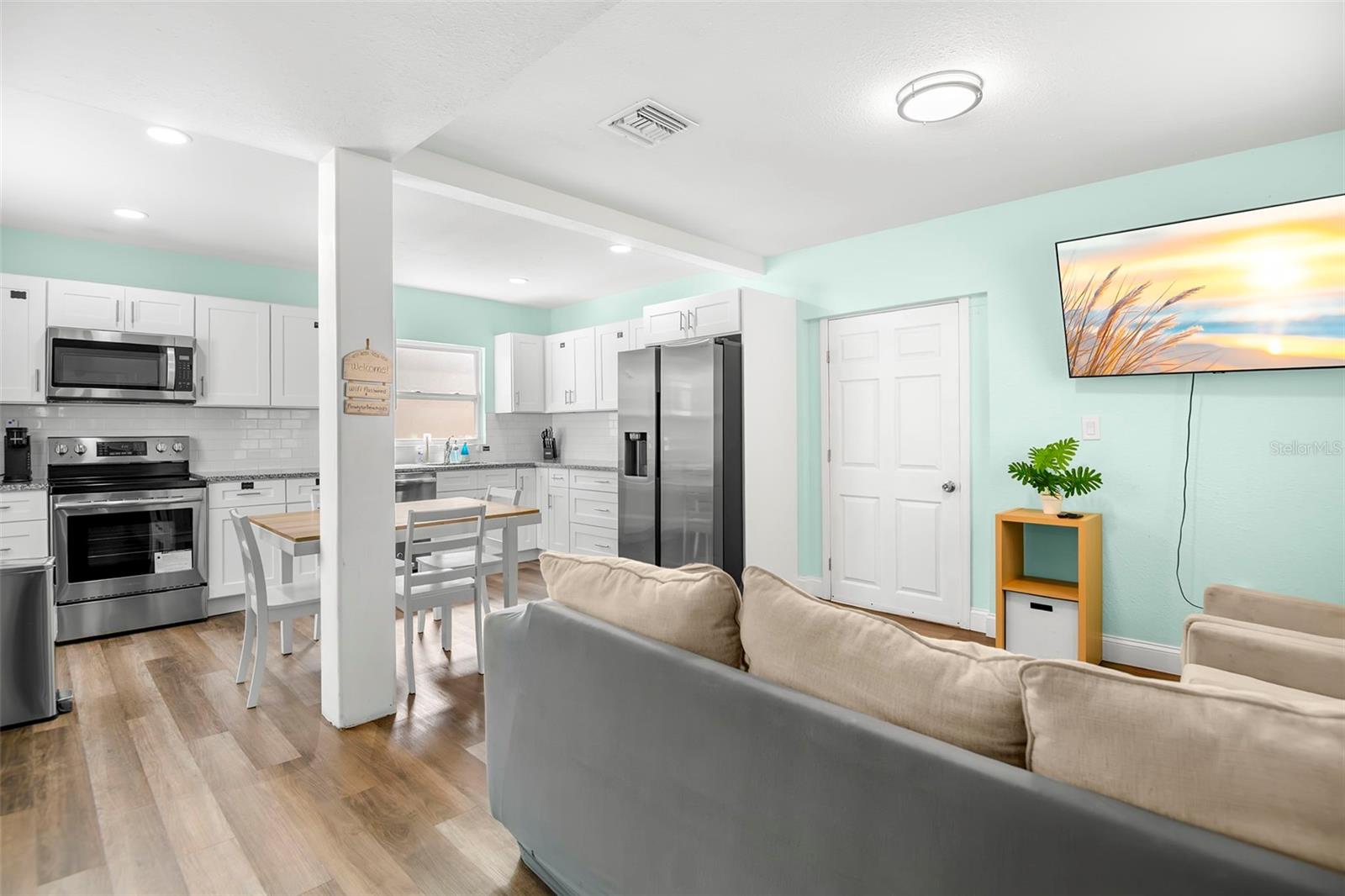 1613 N MARTIN LUTHER KING JR AVE