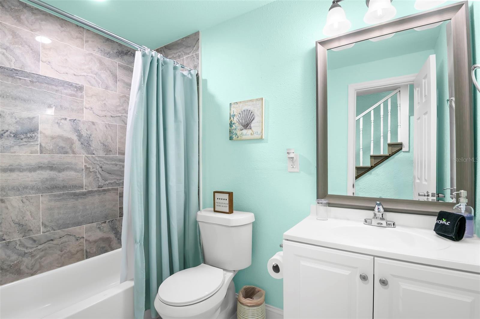 1613 N MARTIN LUTHER KING JR AVE