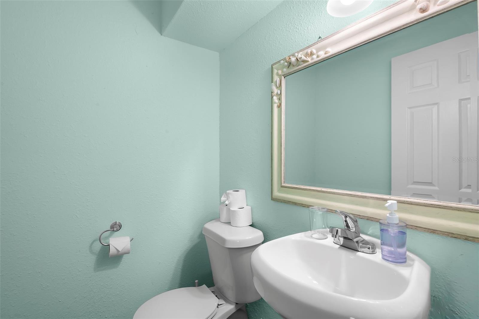 1613 N MARTIN LUTHER KING JR AVE