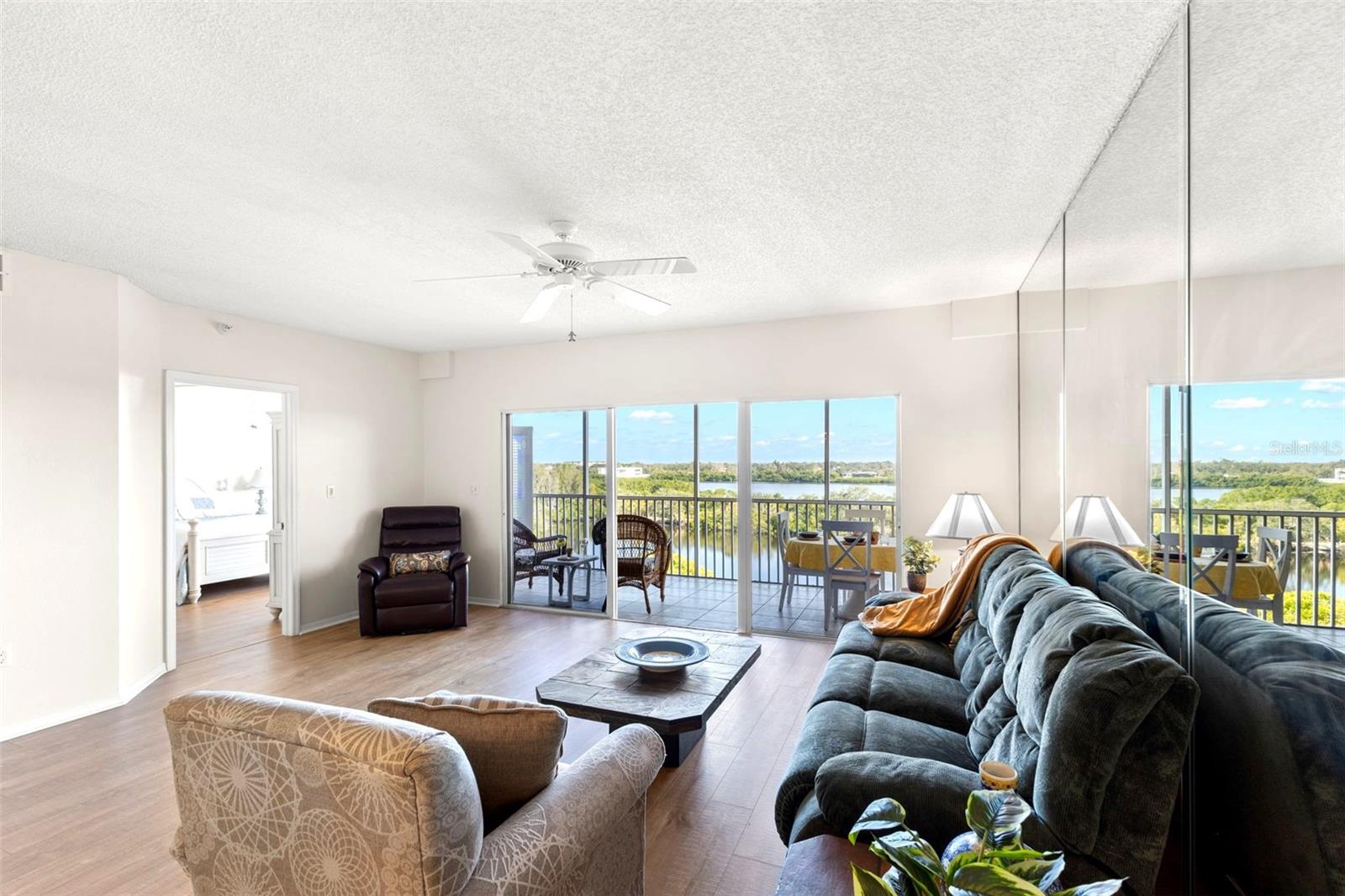 6475 SHORELINE DR #5403