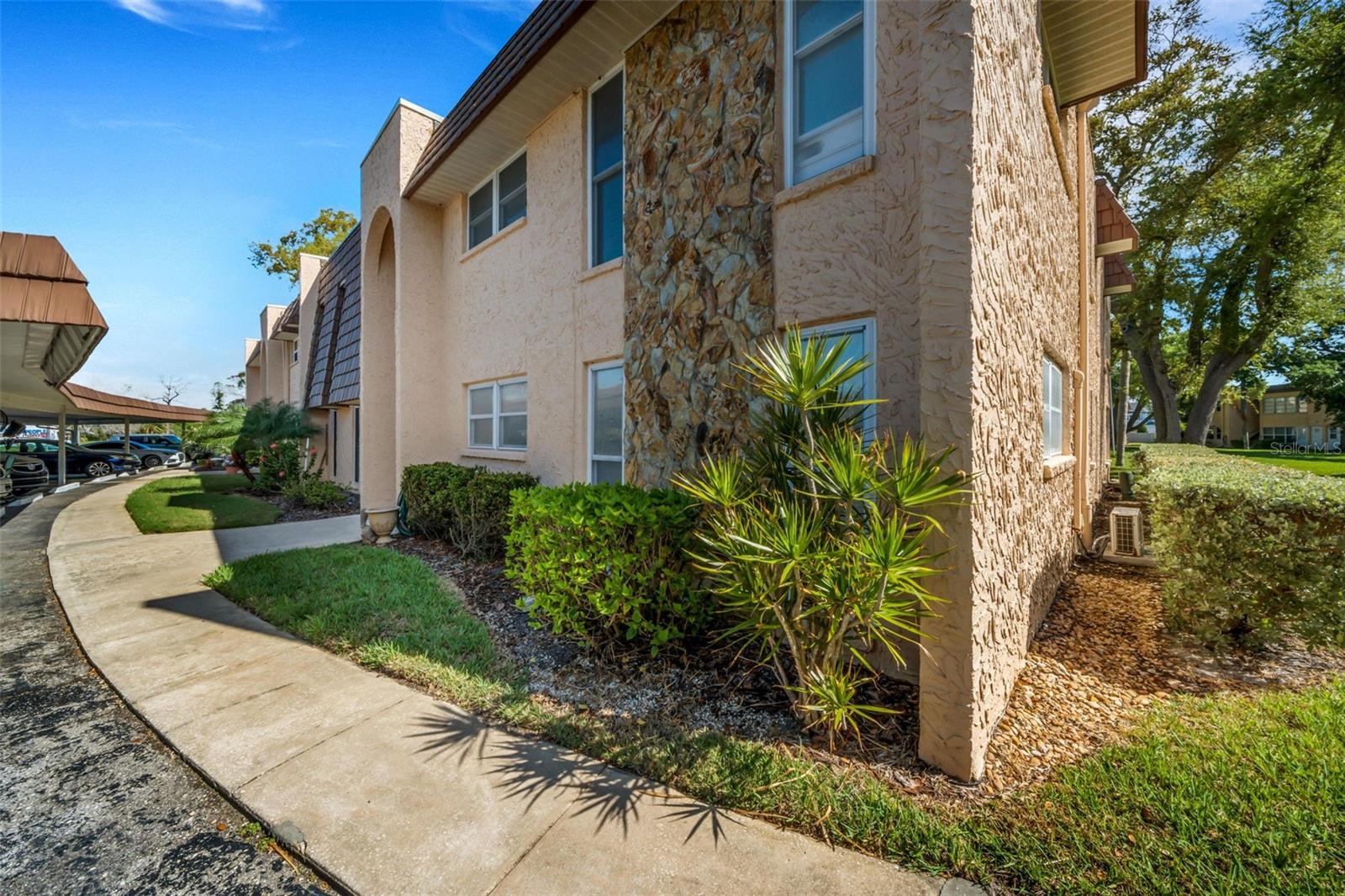 203 ASPEN CIR #203