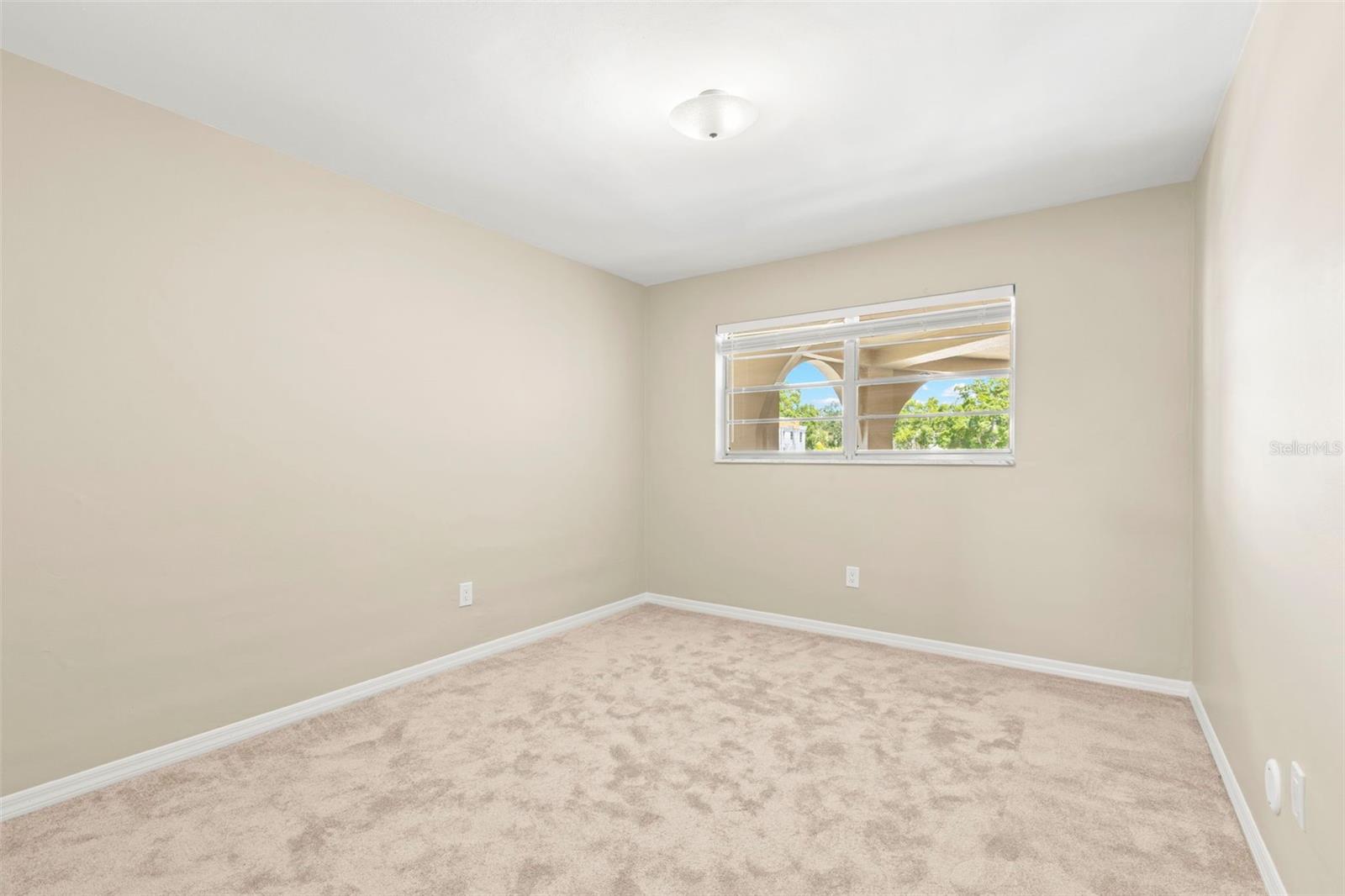 2433 BRAZILIA DR #41