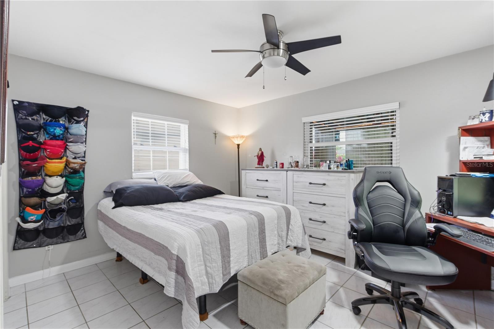 1429 SAN CHARLES DR