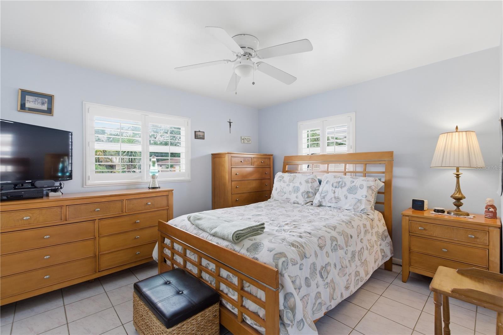 1429 SAN CHARLES DR