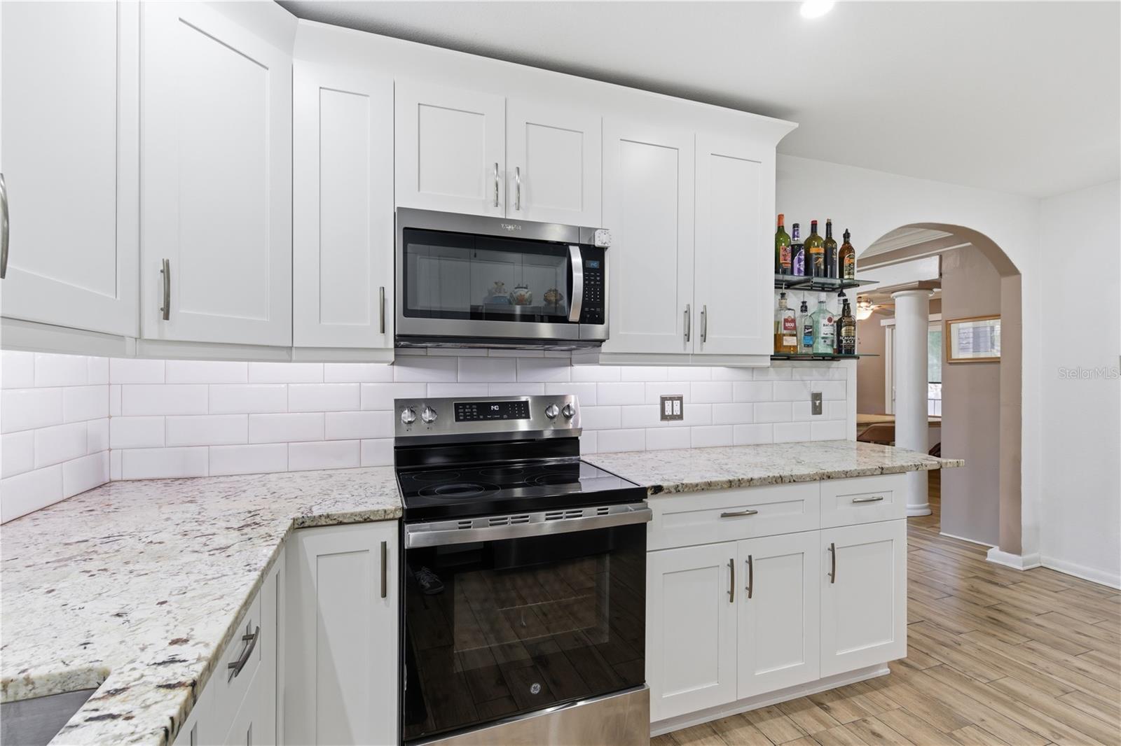 1429 SAN CHARLES DR