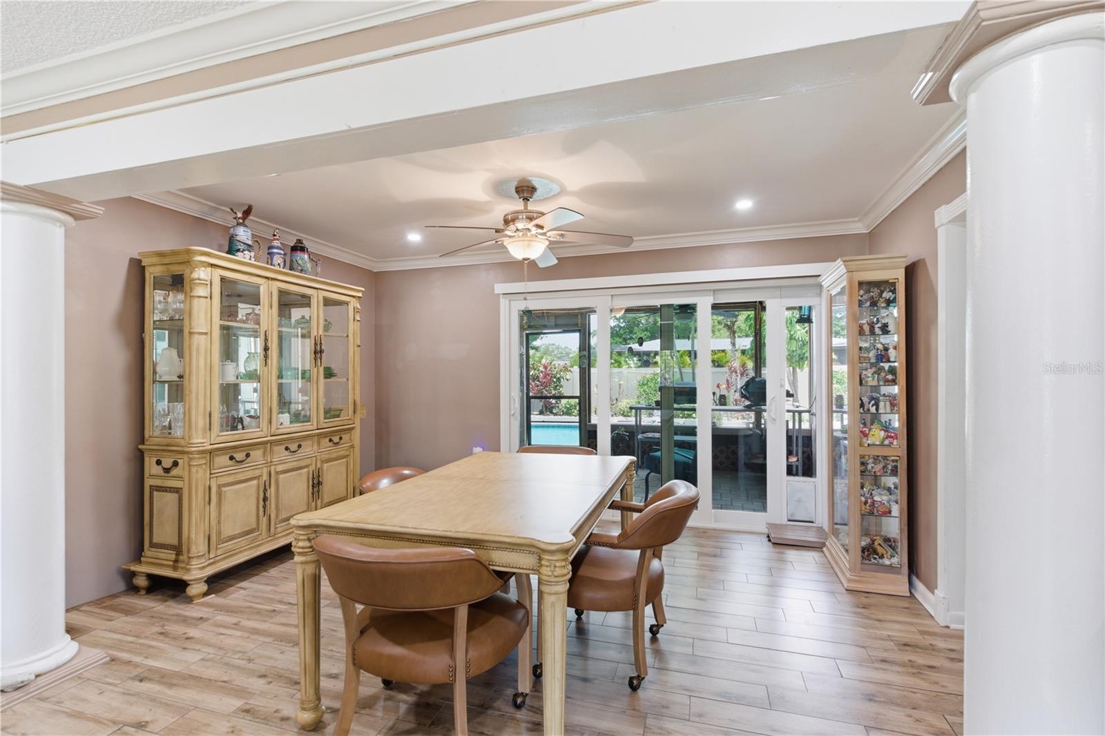 1429 SAN CHARLES DR