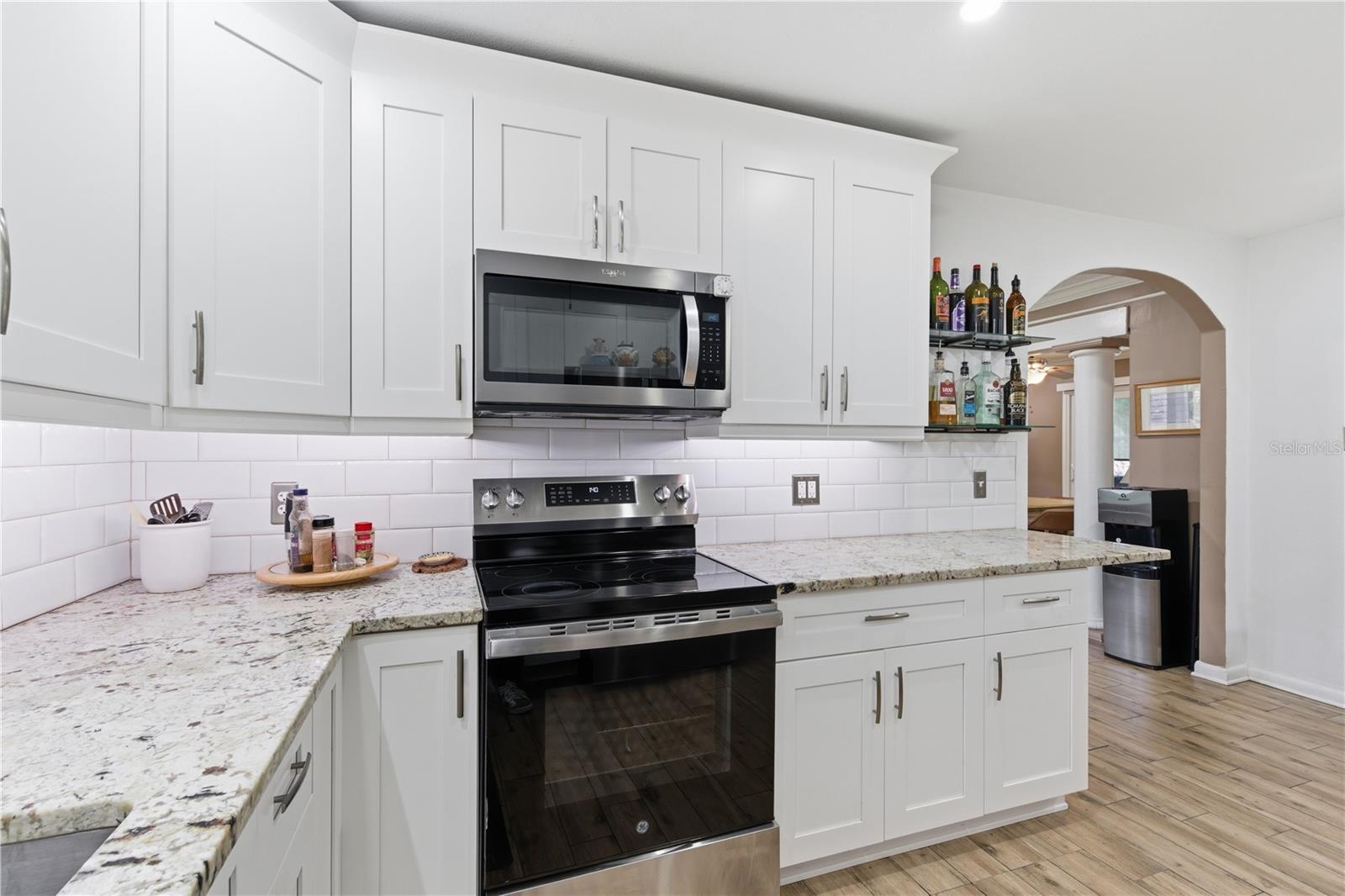 1429 SAN CHARLES DR
