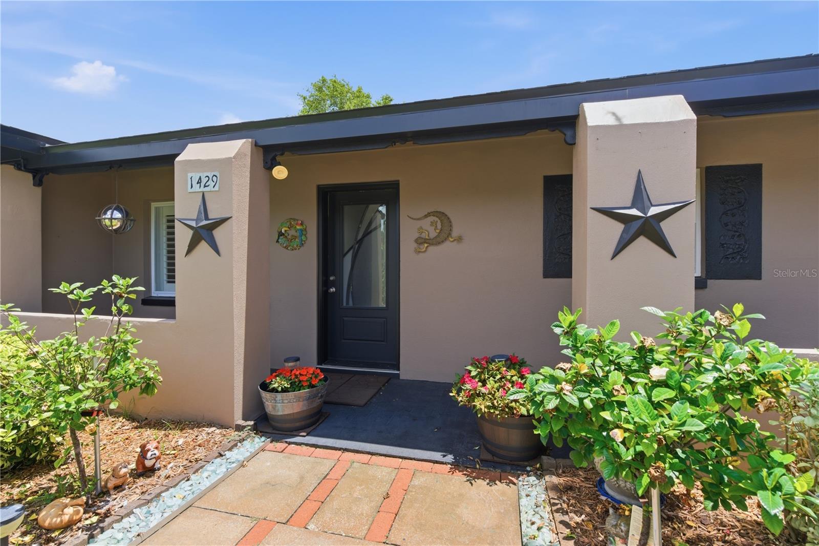 1429 SAN CHARLES DR