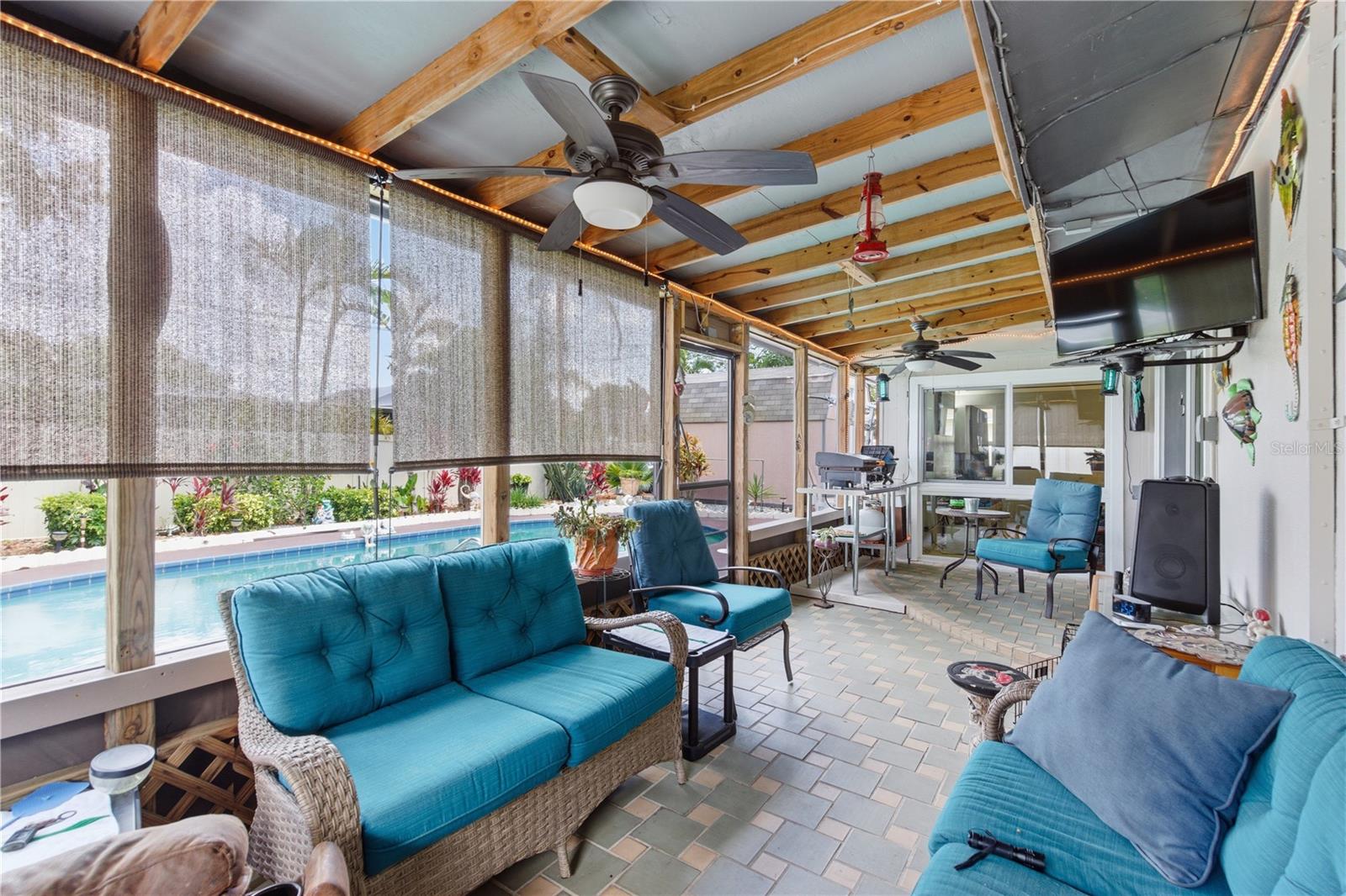 1429 SAN CHARLES DR