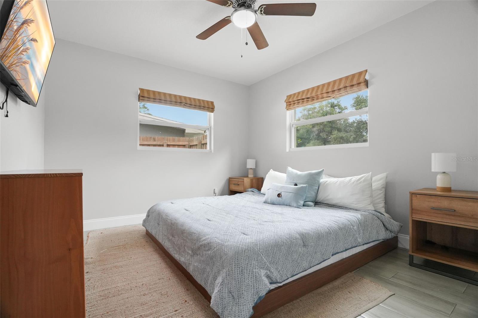 2347 DORA DR