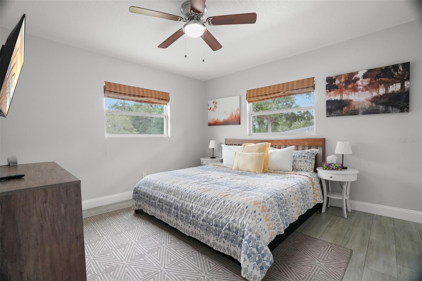 2347 DORA DR