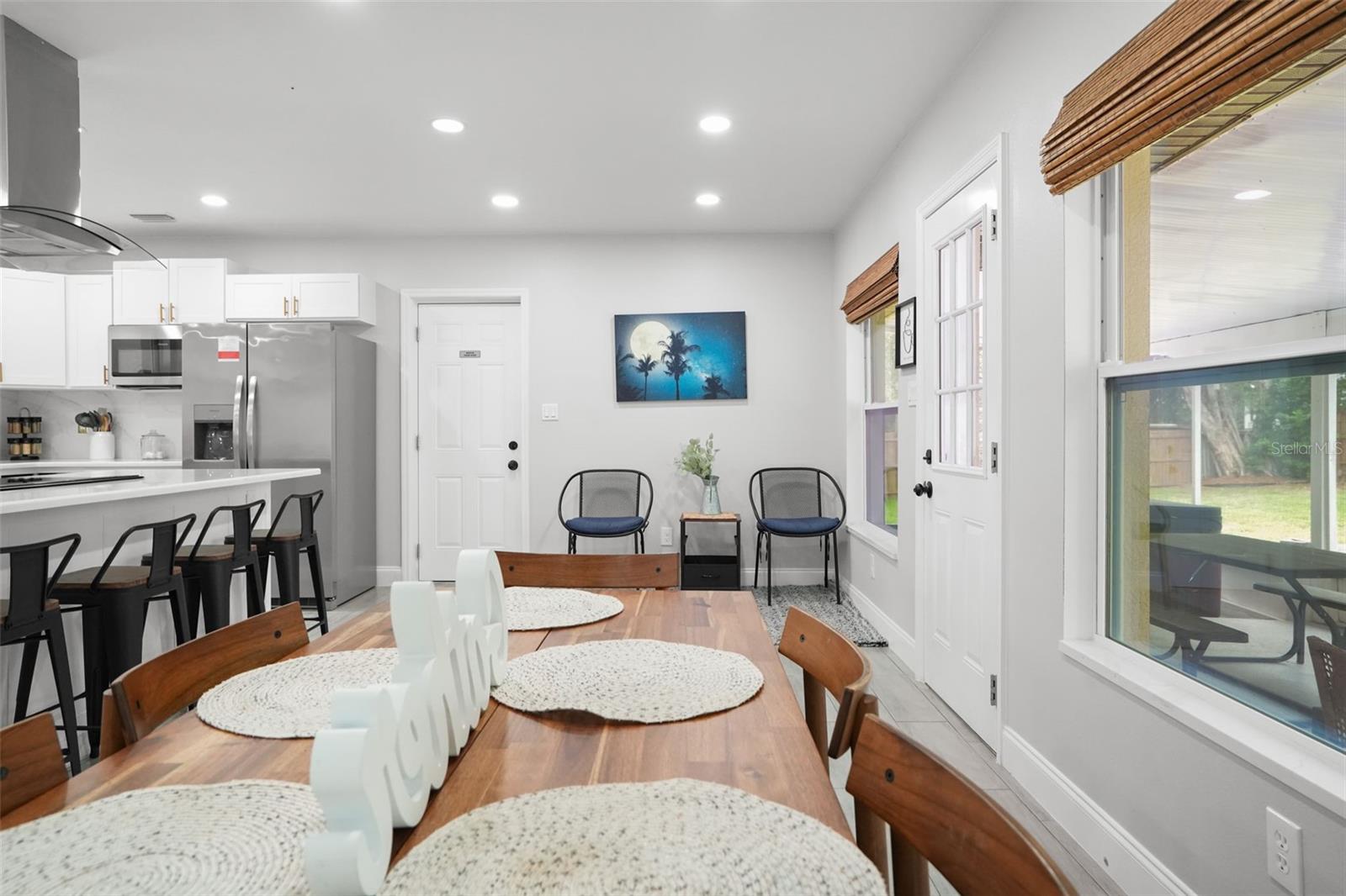 2347 DORA DR