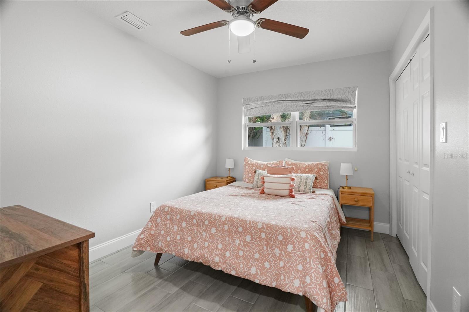 2347 DORA DR