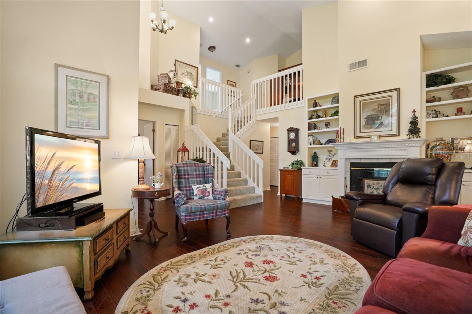 3050 OVERLOOK PL