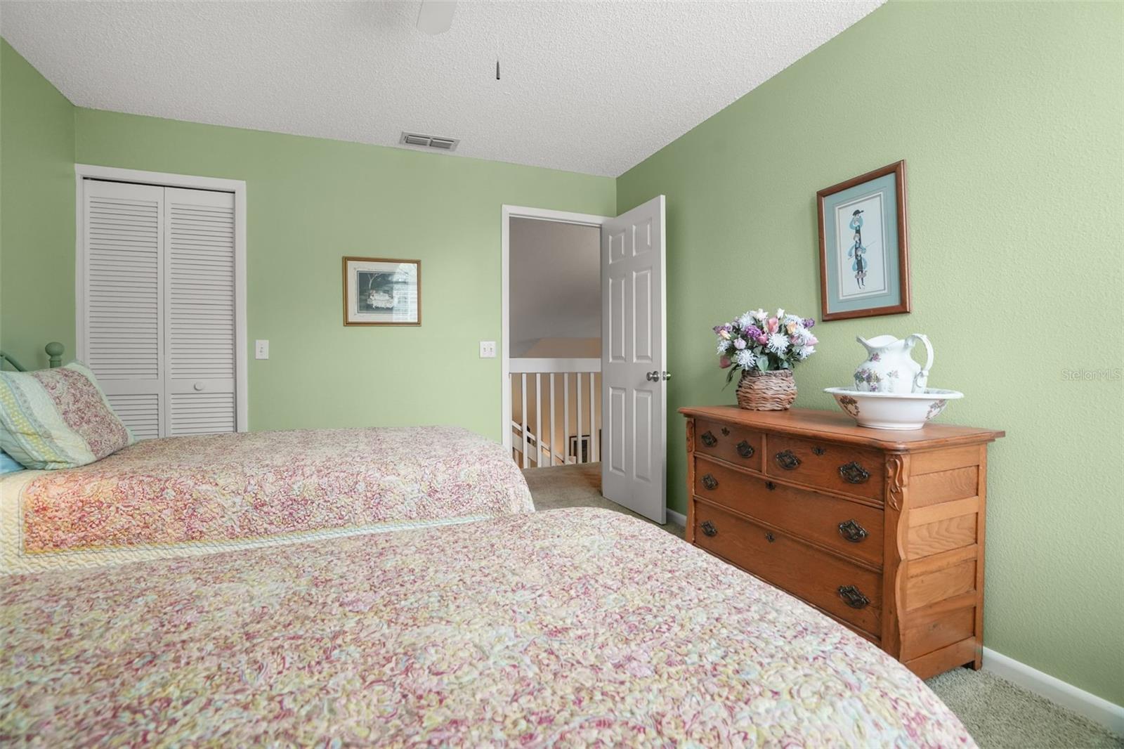 3050 OVERLOOK PL