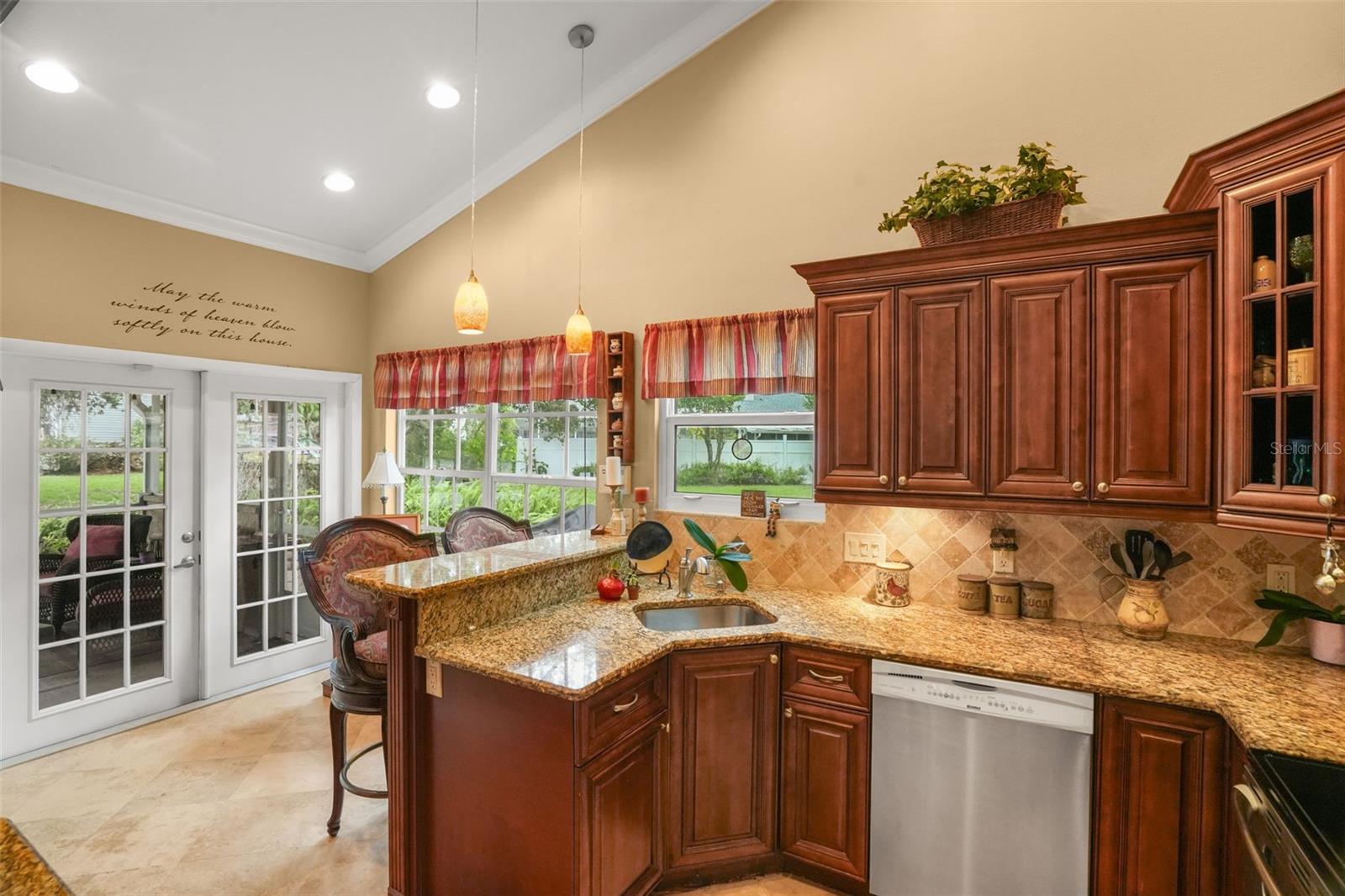 3050 OVERLOOK PL