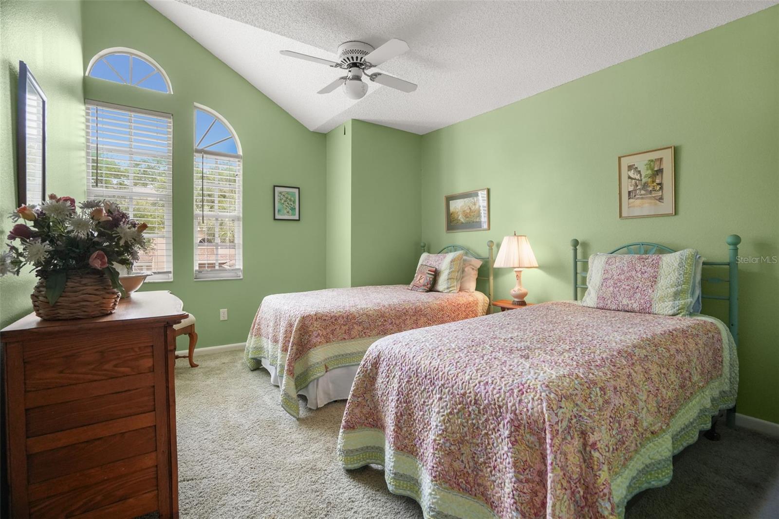 3050 OVERLOOK PL