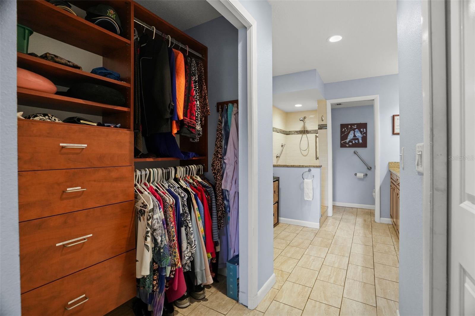 3050 OVERLOOK PL
