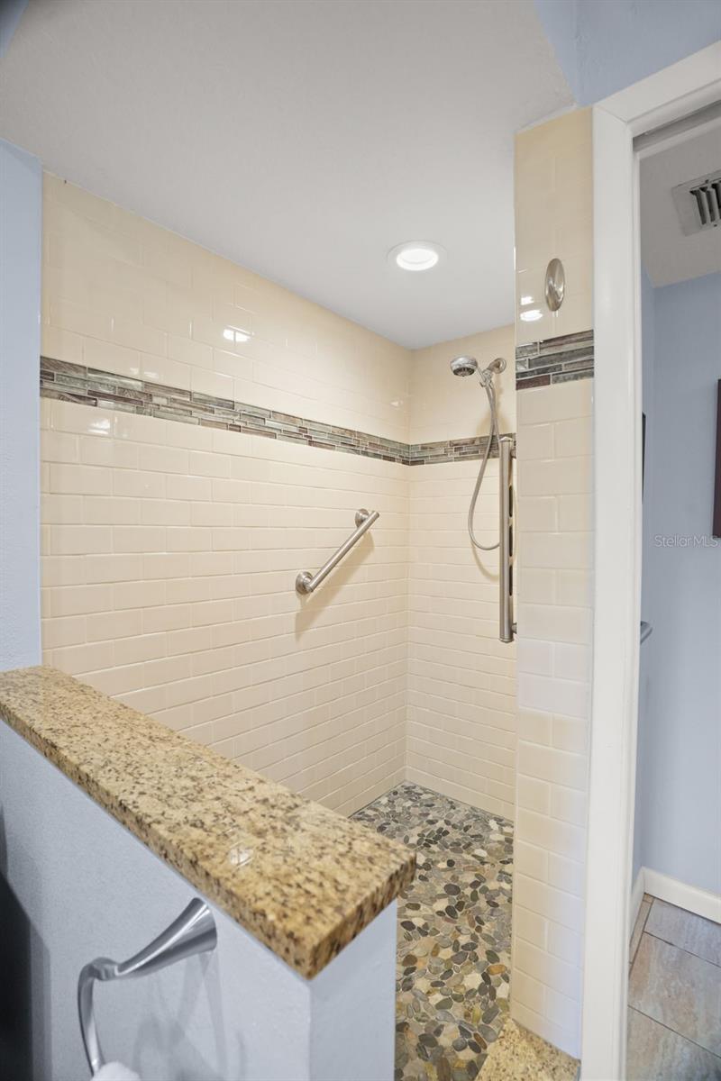3050 OVERLOOK PL