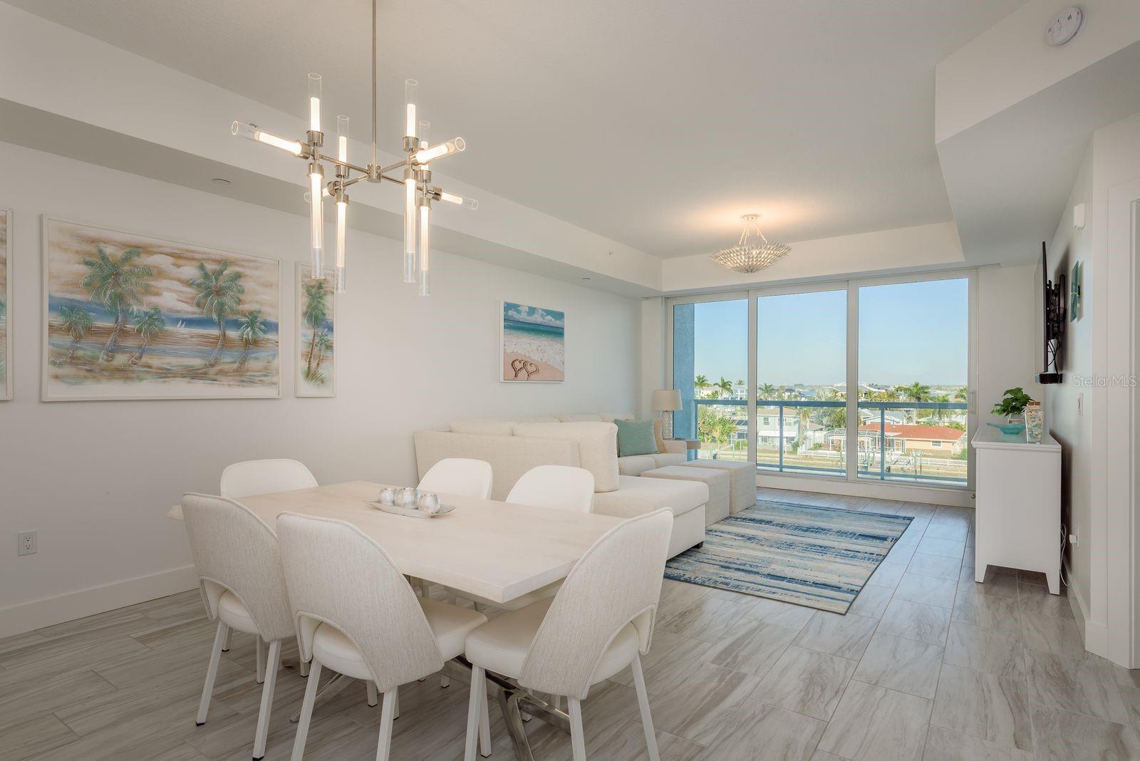 415 ISLAND WAY #402