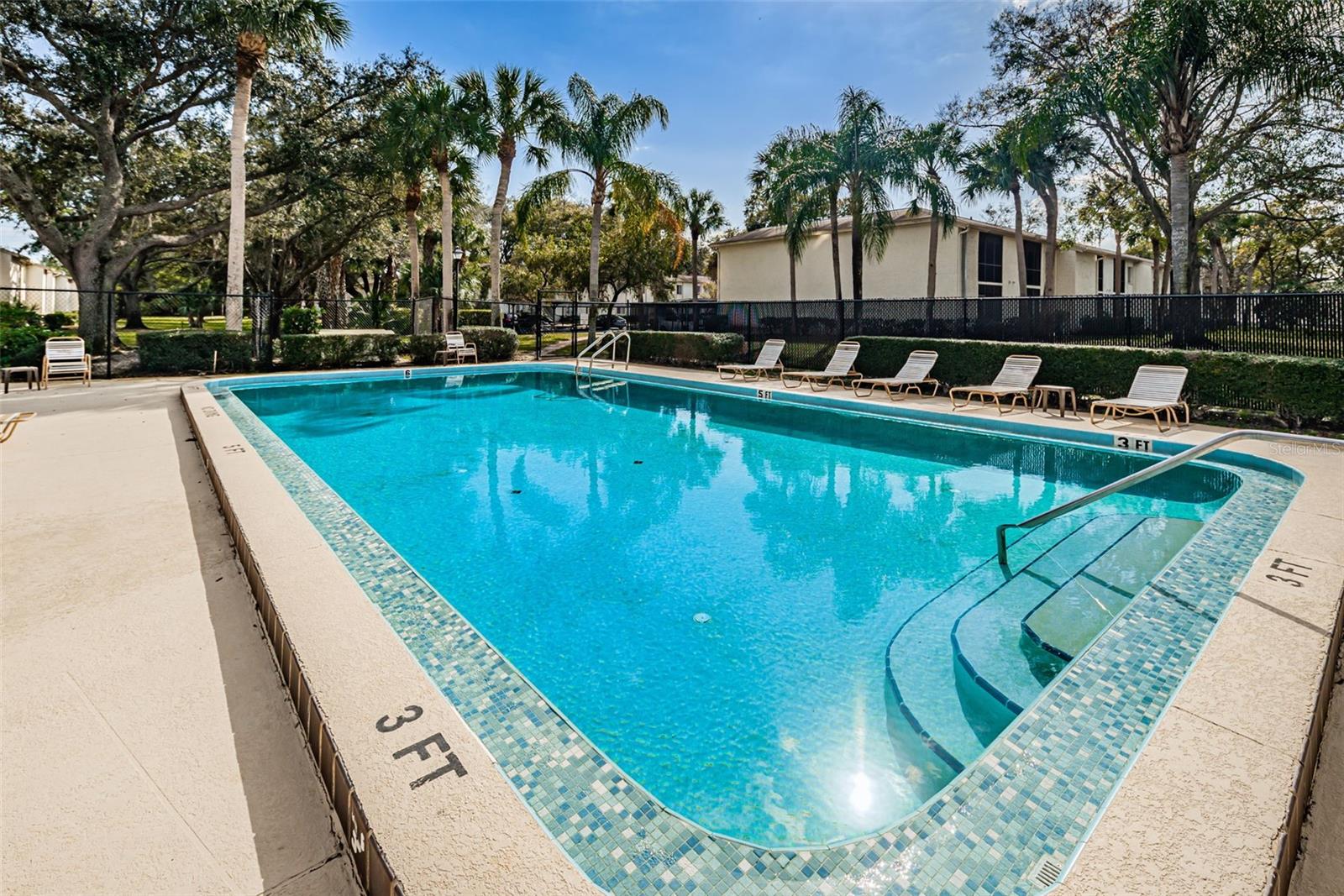 110 CYPRESS CT #3-82