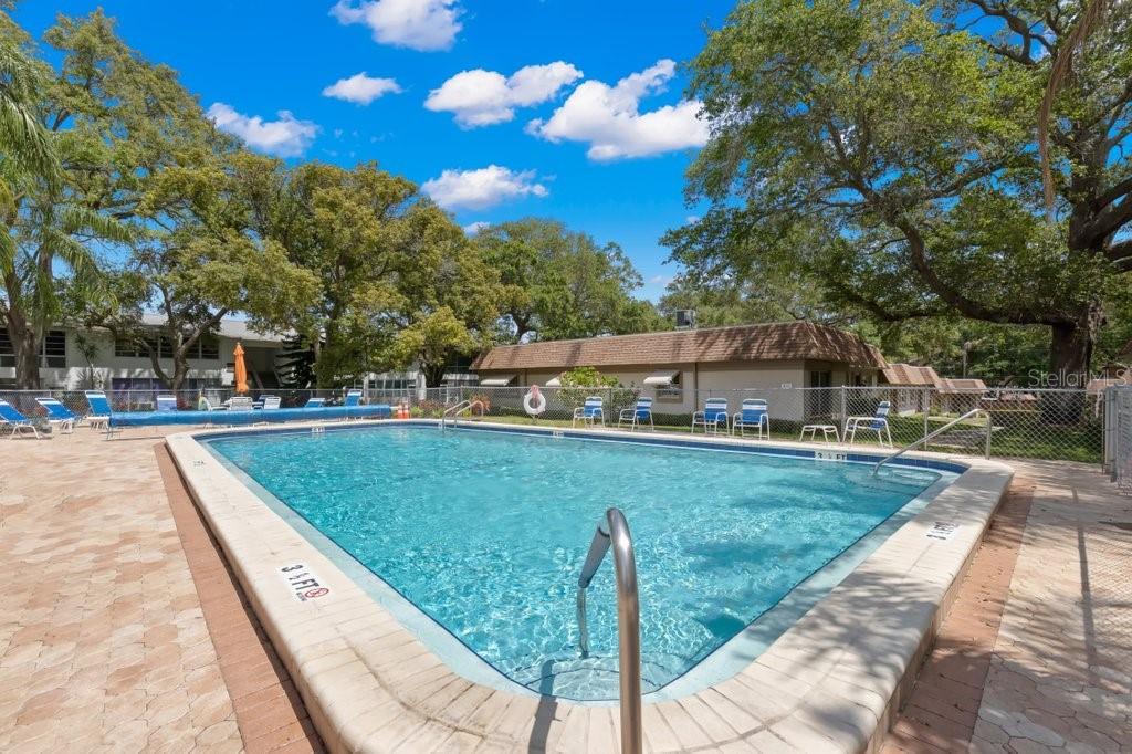 400 GLENNES LN #107