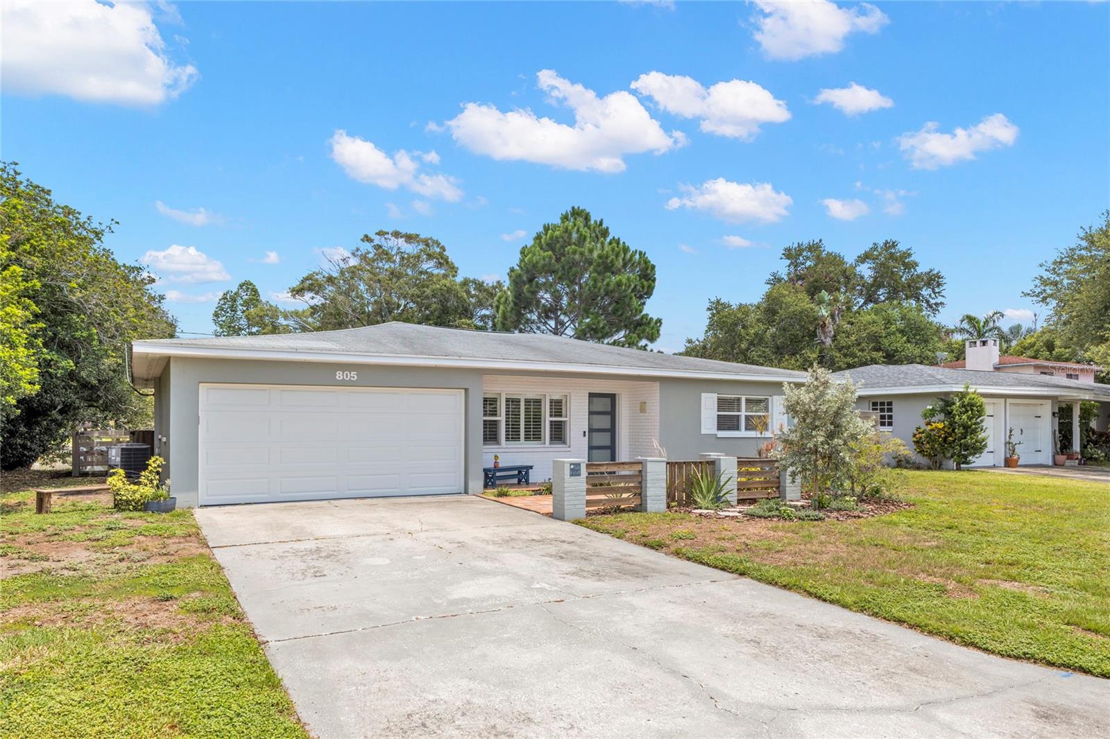 805 WELLINGTON DR