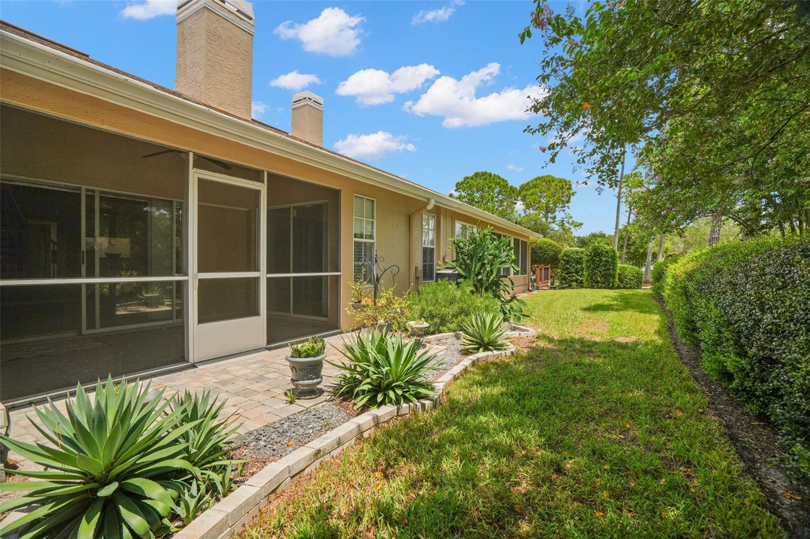 1937 NORTHFORK CIR