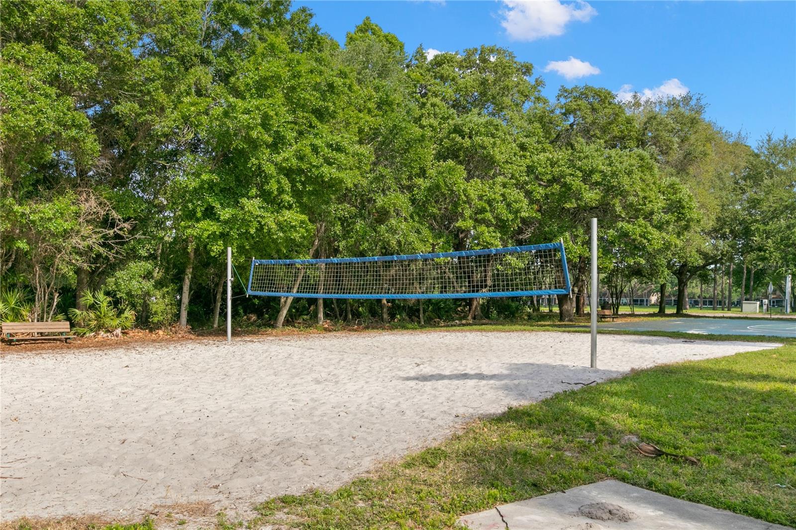 1937 NORTHFORK CIR