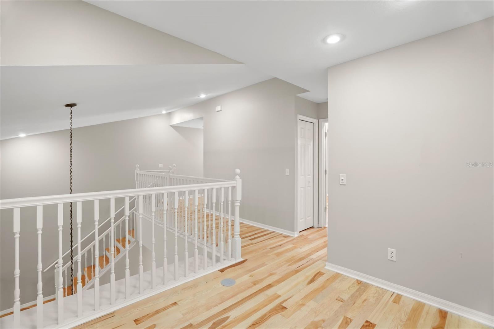 1937 NORTHFORK CIR