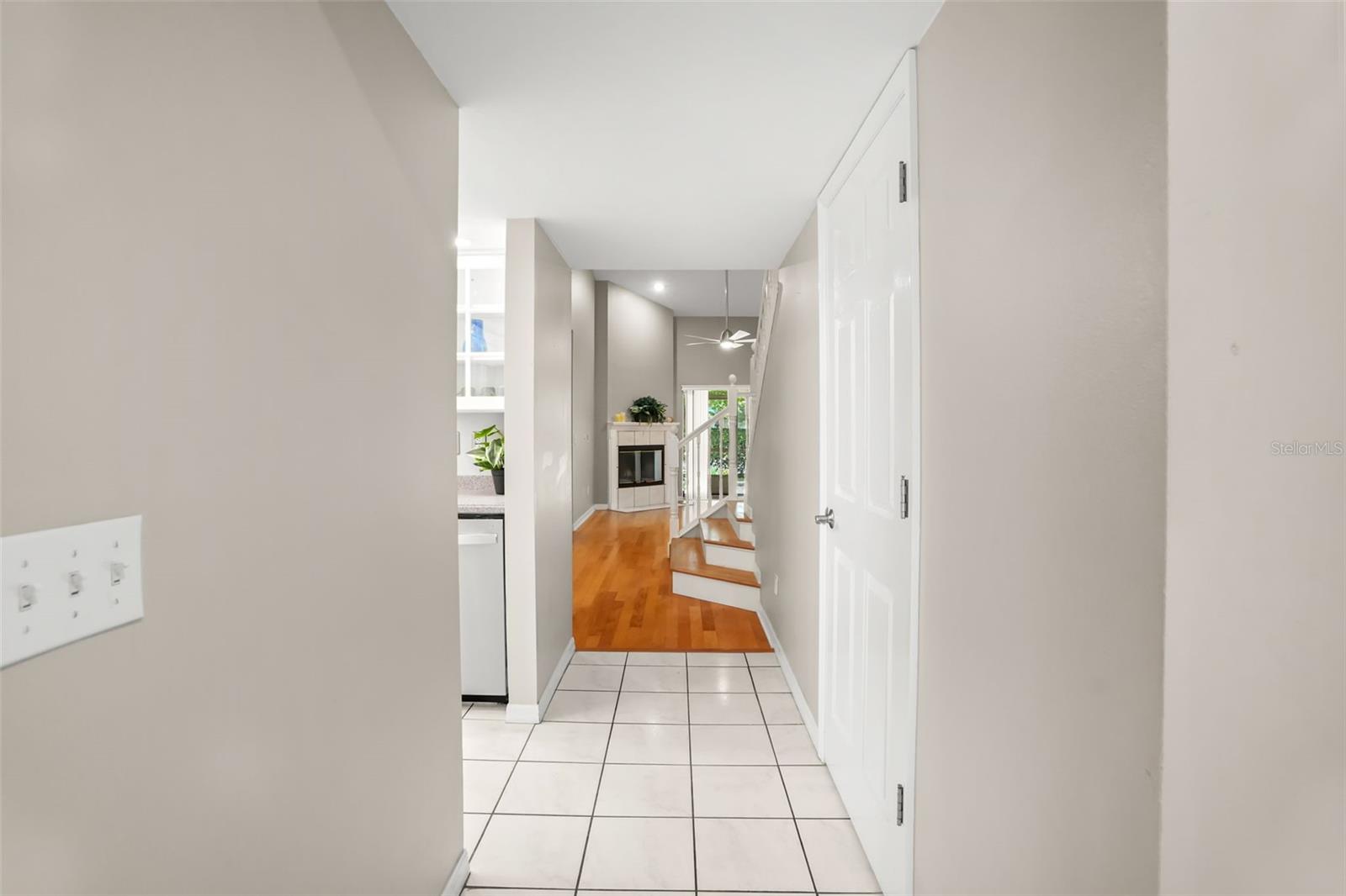 1937 NORTHFORK CIR