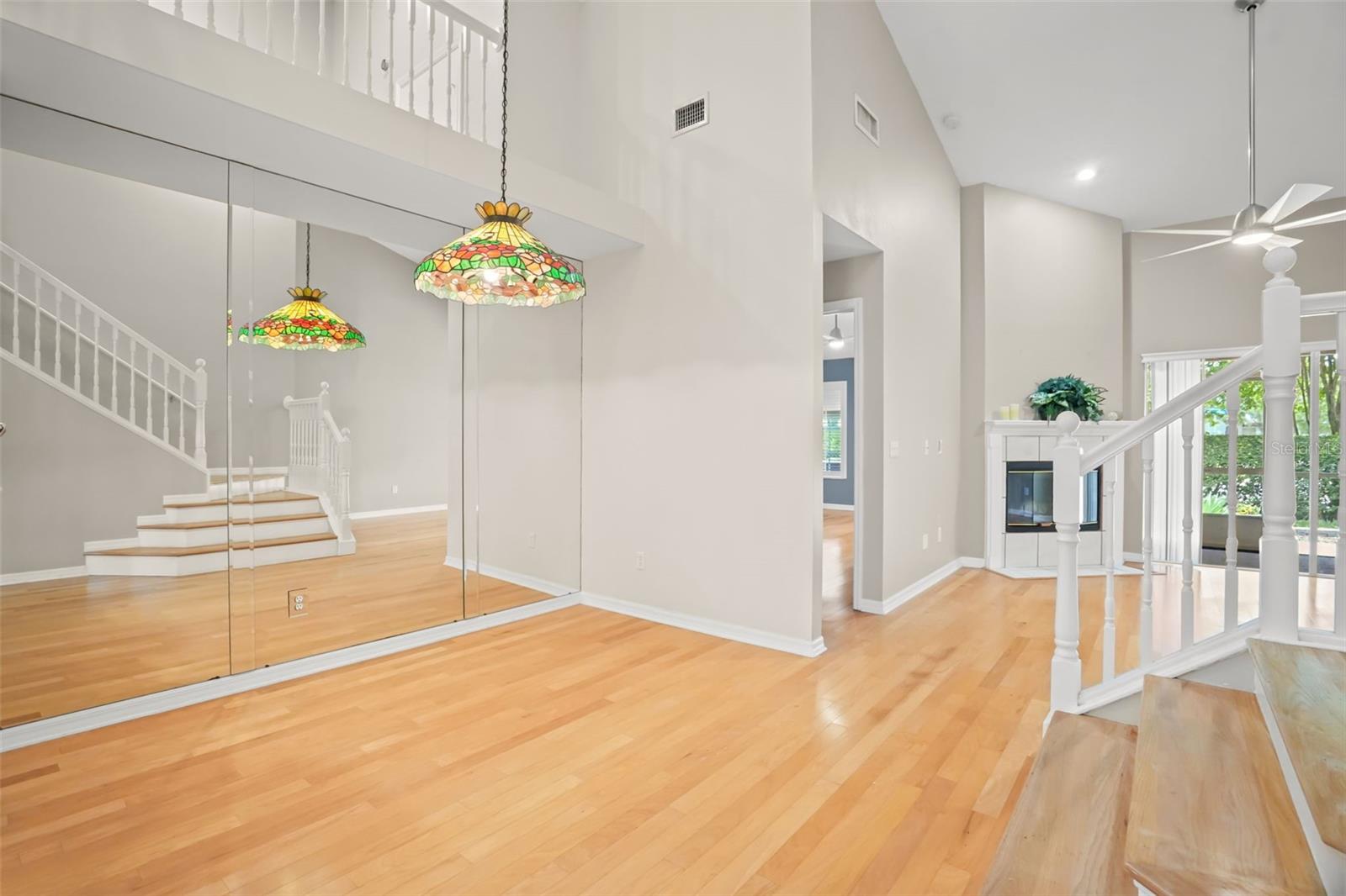 1937 NORTHFORK CIR